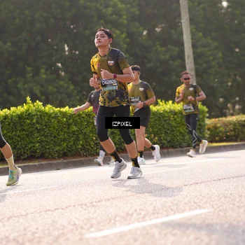 Runner Photo 6540521