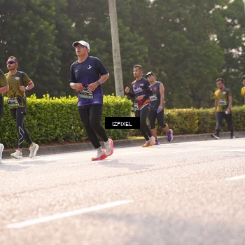 Runner Photo 6540529
