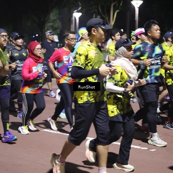 Runner Photo 6540535