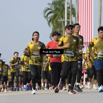 Runner Photo 6540548