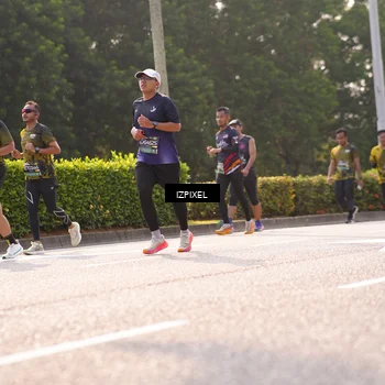 Runner Photo 6540555