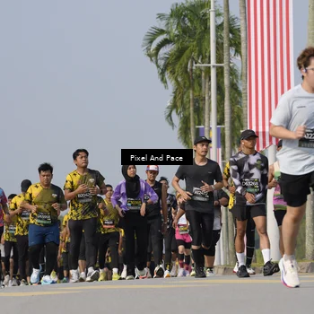 Runner Photo 6540581