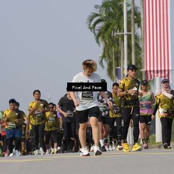 Runner Photo 6540590