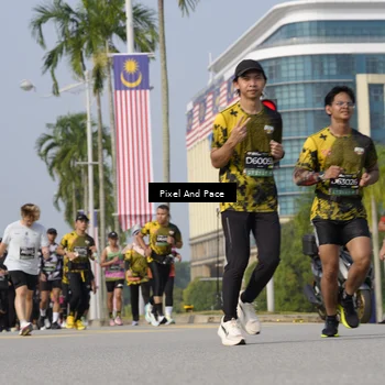 Runner Photo 6540618