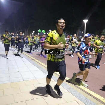Runner Photo 6540660