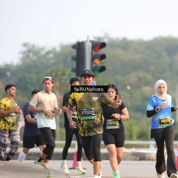Runner Photo 6540669