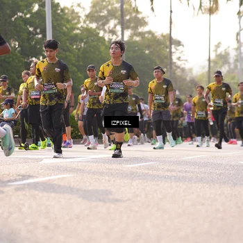 Runner Photo 6540685