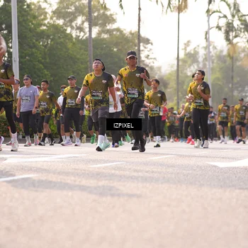 Runner Photo 6540713