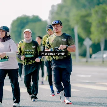 Runner Photo 6540733