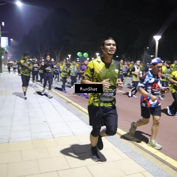 Runner Photo 6540753