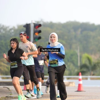 Runner Photo 6540885