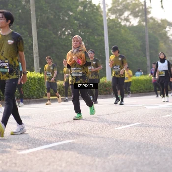 Runner Photo 6540905