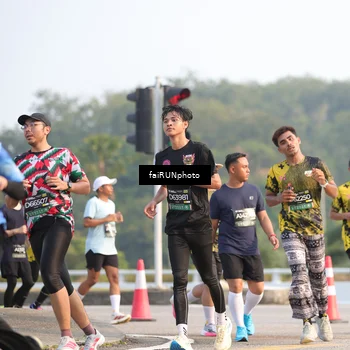 Runner Photo 6540975