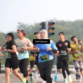 Runner Photo 6540977