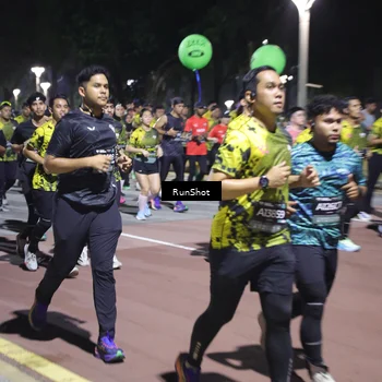Runner Photo 6541001