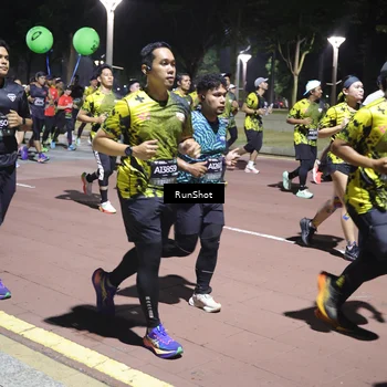 Runner Photo 6541004