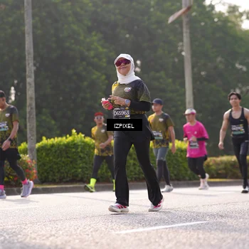 Runner Photo 6541036