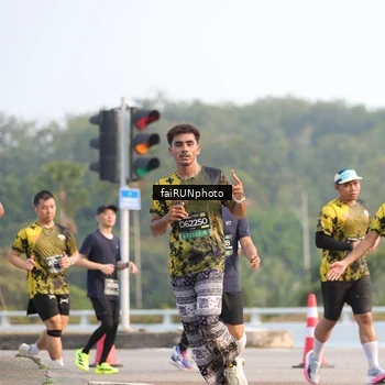 Runner Photo 6541042