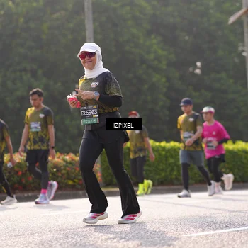 Runner Photo 6541052