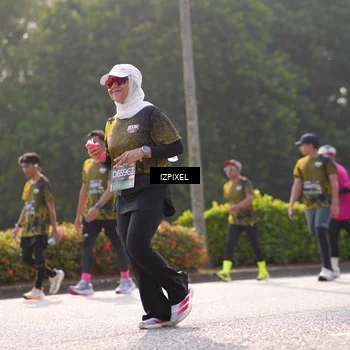 Runner Photo 6541055