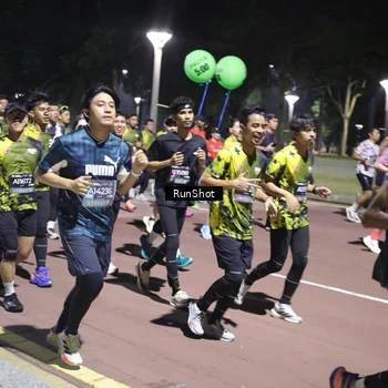 Runner Photo 6541060