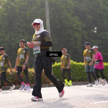 Runner Photo 6541066