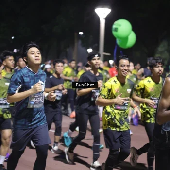 Runner Photo 6541068