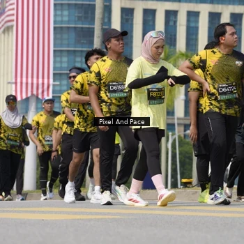 Runner Photo 6541081
