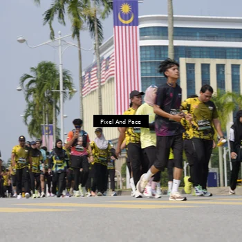 Runner Photo 6541084