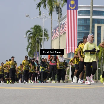 Runner Photo 6541085