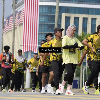 Runner Photo 6541088