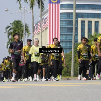 Runner Photo 6541090