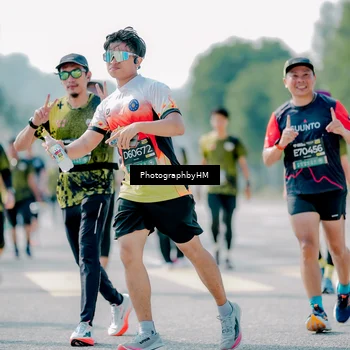 Runner Photo 6541106