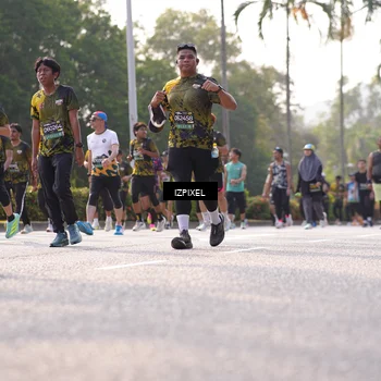 Runner Photo 6541112