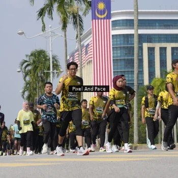 Runner Photo 6541136