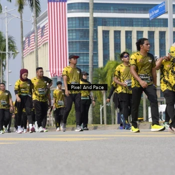 Runner Photo 6541146