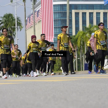 Runner Photo 6541155