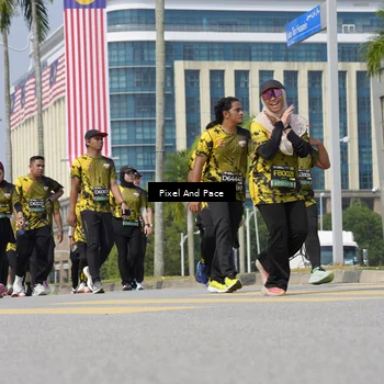 Runner Photo 6541172