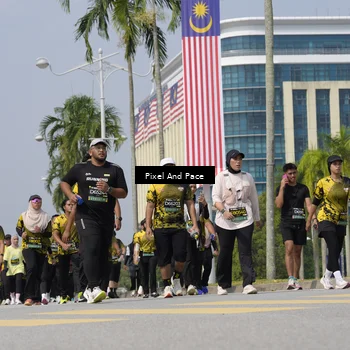 Runner Photo 6541211