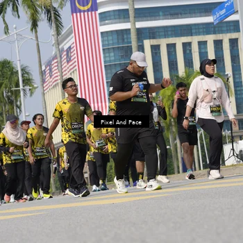 Runner Photo 6541217
