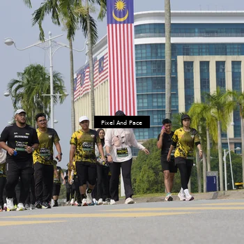 Runner Photo 6541224