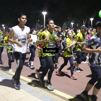 Runner Photo 6541234