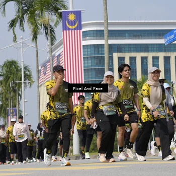Runner Photo 6541272