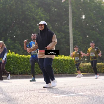 Runner Photo 6541294