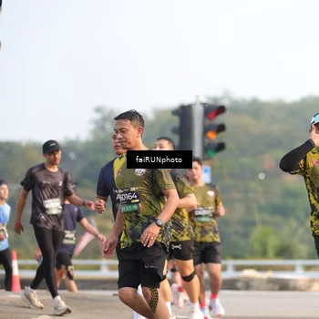 Runner Photo 6541312