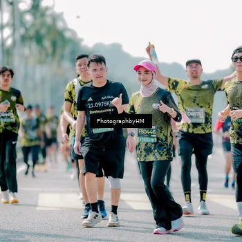 Runner Photo 6541375
