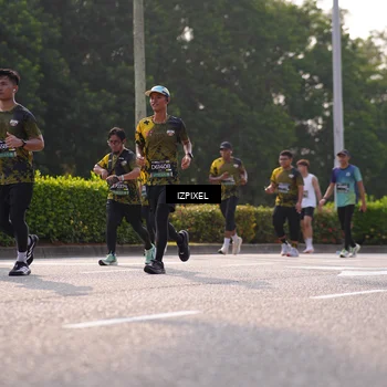 Runner Photo 6541387