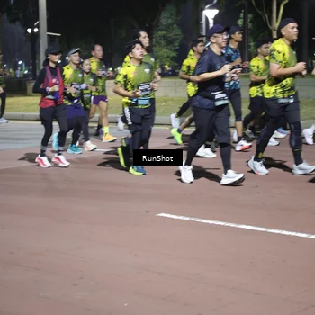 Runner Photo 6541396