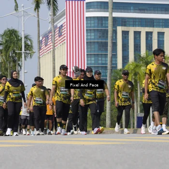Runner Photo 6541402
