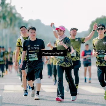 Runner Photo 6541403